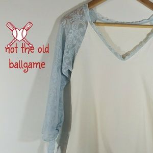 ADORABLE 3/4 Raglan lace Baseball T